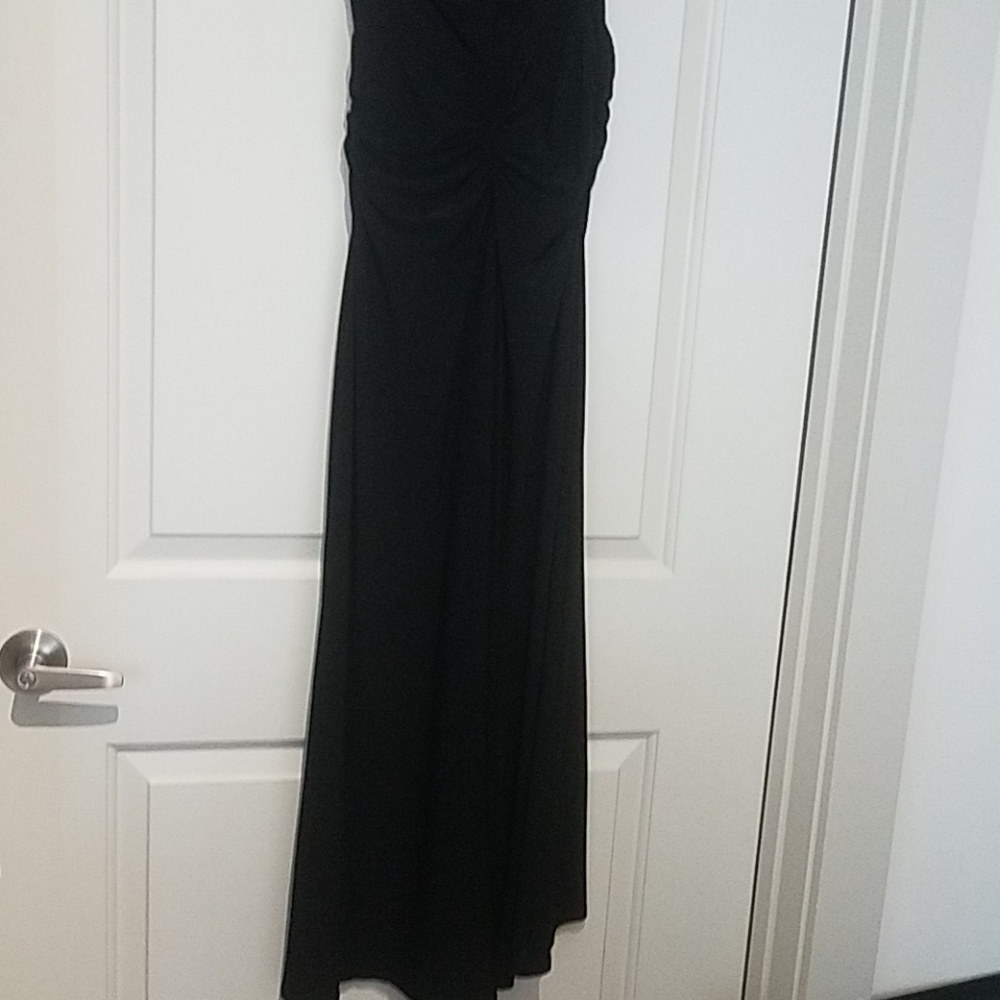 Dress - Picture 6 of 7